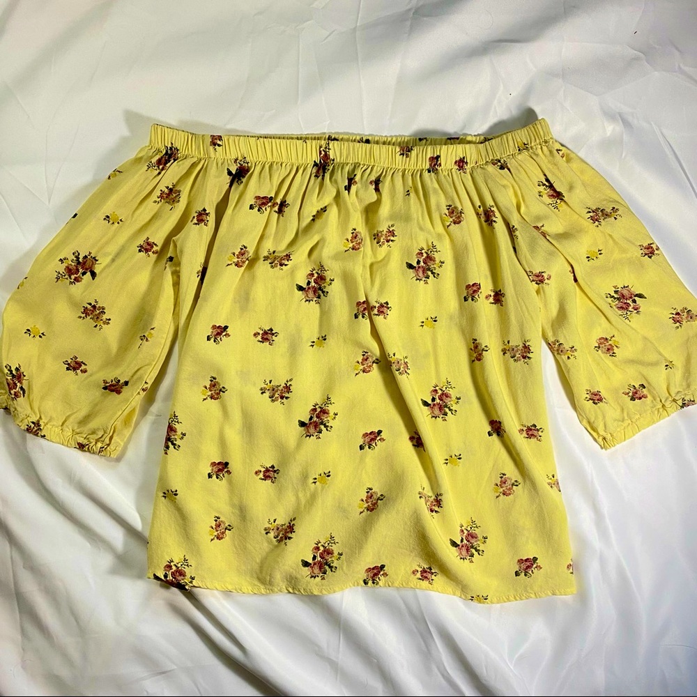 Off the Shoulder Top Yellow Floral